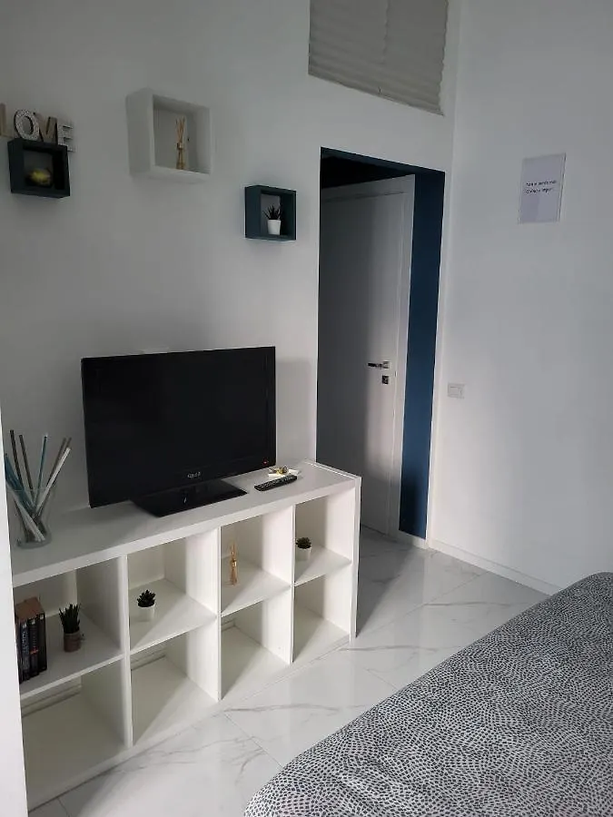 Bed & Breakfast Maison Sion Milan Italy